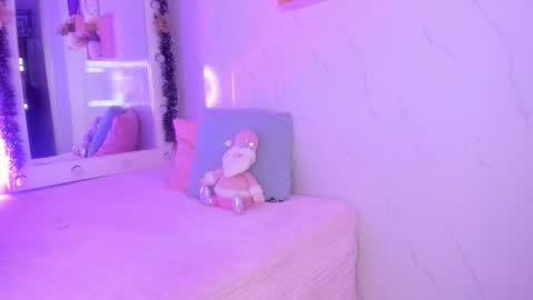 mariana  online show from 11-27-25, 02:13