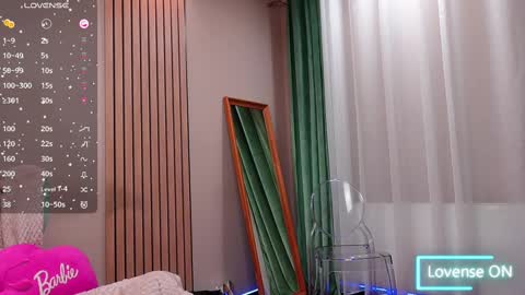 Snapshot of sabrinajadex chatting on 02-13-25, 10:34 SabrinaJade online show from 02-13-25, 10:34