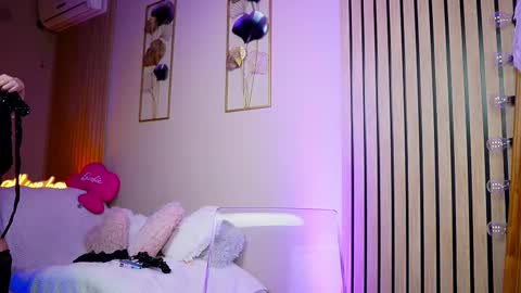 Snapshot of sabrinajadex chatting on 11-11-25, 05:29 SabrinaJade online show from 11-11-25, 05:29