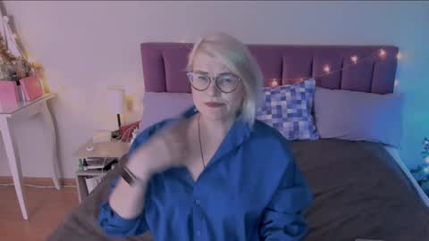 Sabrina MacMarren online show from 01-14-25, 12:43