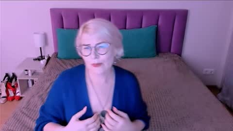 Sabrina MacMarren online show from 09-23-25, 05:27
