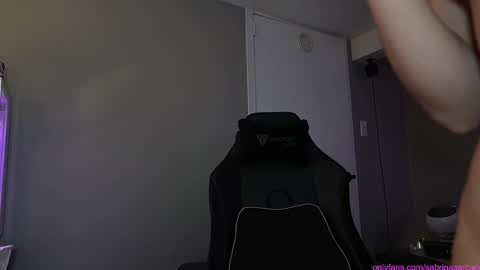 Snapshot of sabrinasarcade chatting on 10-23-25, 04:28 Sabrina online show from 10-23-25, 04:28