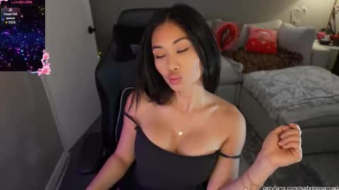 Snapshot of sabrinasarcade chatting on 11-06-25, 04:41 Sabrina online show from 11-06-25, 04:41