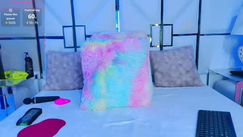 Sabrinna online show from 11-21-25, 07:12