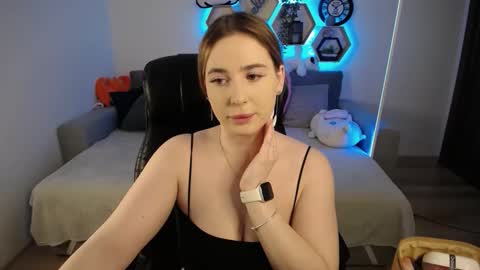 Sabrina Violet online show from 02-18-25, 09:10