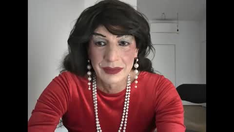 Sabrina online show from 10-31-25, 09:10