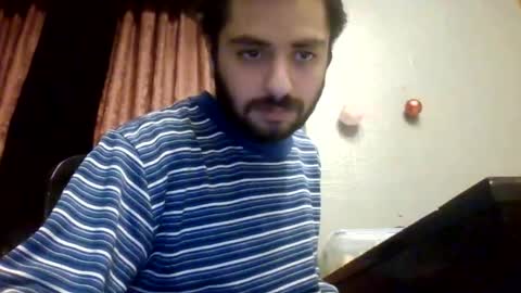 Snapshot of sabusha16 chatting on 01-06-26, 08:12 sabusha16 online show from 01-06-26, 08:12