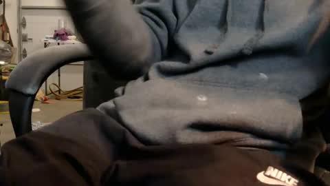 Dee online show from 12-18-25, 08:53