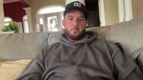 Snapshot of sacredroses chatting on 10-31-25, 04:19 sacredroses online show from 10-31-25, 04:19