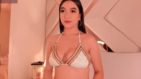 Snapshot of saday_ chatting on 11-13-25, 04:11 online show from 11-13-25, 04:11