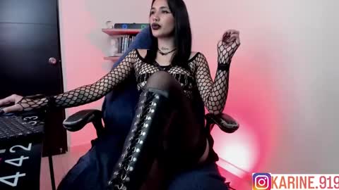 Snapshot of saeko_karin chatting on 02-19-25, 09:36 Aly independent model online show from 02-19-25, 09:36
