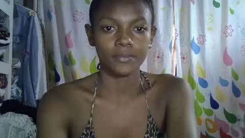 safira19 online show from 10-18-25, 01:34