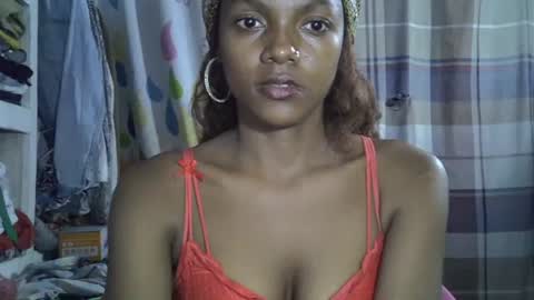 safira19 online show from 10-21-25, 07:36