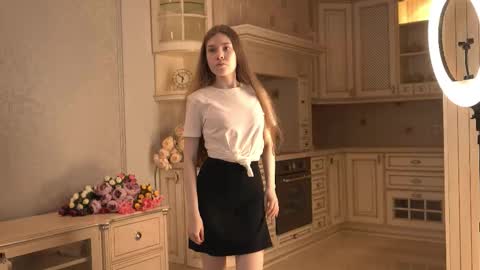 little angel Lisa online show from 10-05-25, 03:21