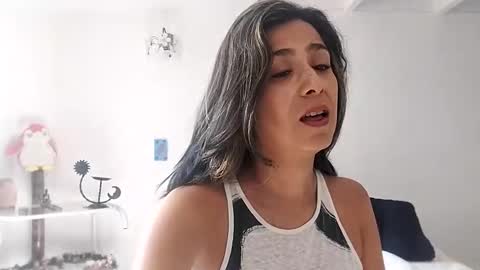 Snapshot of sahana_ashika chatting on 12-06-24, 02:38 Sahana Ashika online show from 12-06-24, 02:38
