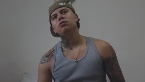 Sahara y Thiago online show from 11-18-25, 11:25