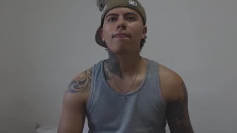 Sahara y Thiago online show from 11-21-25, 11:09