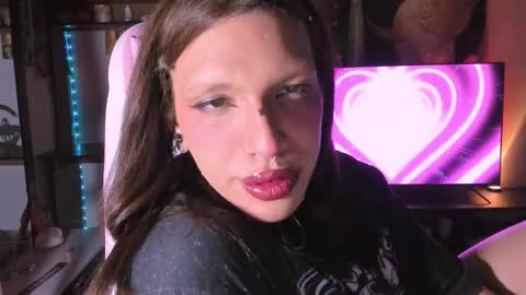 Rose online show from 02-26-25, 06:37