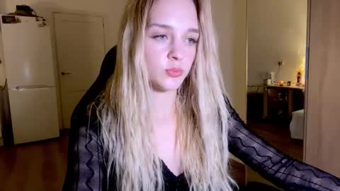 Sofia online show from 10-14-25, 10:32