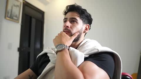 Snapshot of saimonhot1 chatting on 10-21-25, 04:24 saimon online show from 10-21-25, 04:24