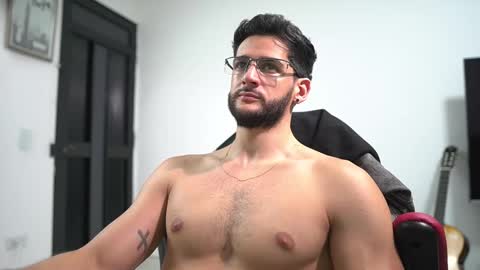 Snapshot of saimonhot1 chatting on 11-17-25, 02:50 saimon online show from 11-17-25, 02:50