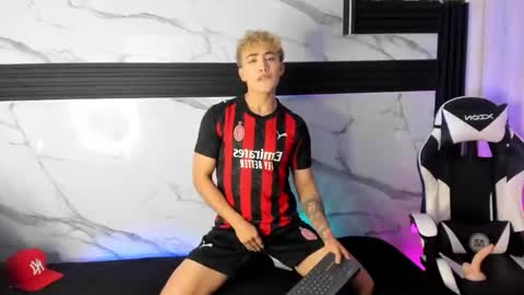 Juan online show from 11-24-25, 11:10