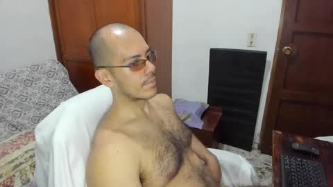Snapshot of saintedy01 chatting on 12-13-24, 01:22 saintedy01 online show from 12-13-24, 01:22
