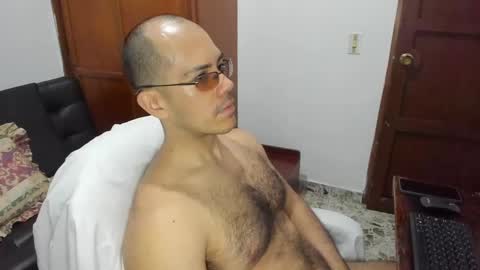 Snapshot of saintedy01 chatting on 12-17-24, 01:38 saintedy01 online show from 12-17-24, 01:38