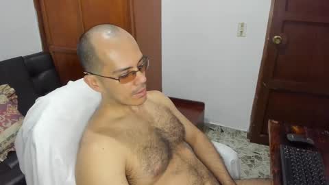 Snapshot of saintedy01 chatting on 12-17-24, 07:37 saintedy01 online show from 12-17-24, 07:37