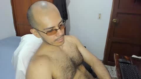 Snapshot of saintedy01 chatting on 01-16-25, 12:09 saintedy01 online show from 01-16-25, 12:09