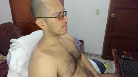 Snapshot of saintedy01 chatting on 01-31-25, 12:29 saintedy01 online show from 01-31-25, 12:29