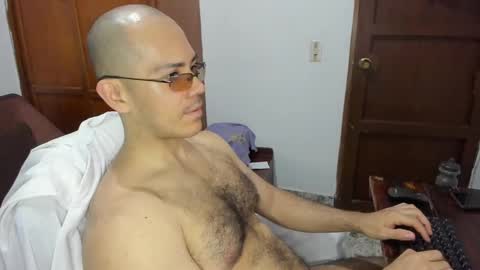 Snapshot of saintedy01 chatting on 02-18-25, 01:00 saintedy01 online show from 02-18-25, 01:00