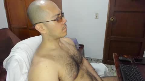 Snapshot of saintedy01 chatting on 02-19-25, 12:22 saintedy01 online show from 02-19-25, 12:22