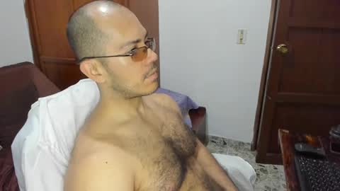 Snapshot of saintedy01 chatting on 02-23-25, 01:32 saintedy01 online show from 02-23-25, 01:32