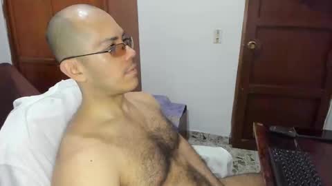 Snapshot of saintedy01 chatting on 02-25-25, 02:00 saintedy01 online show from 02-25-25, 02:00