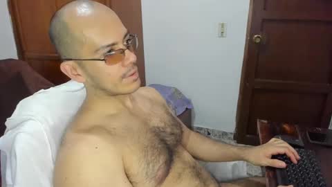 Snapshot of saintedy01 chatting on 03-07-25, 01:07 saintedy01 online show from 03-07-25, 01:07