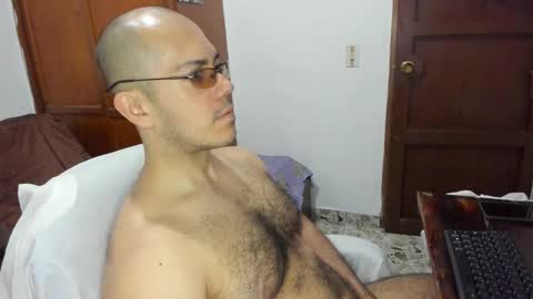 Snapshot of saintedy01 chatting on 09-10-25, 12:05 saintedy01 online show from 09-10-25, 12:05