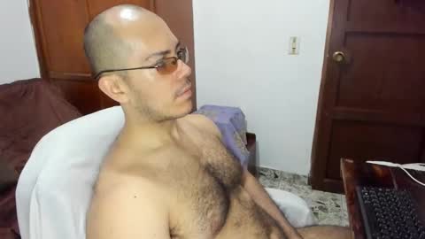 Snapshot of saintedy01 chatting on 09-11-25, 12:27 saintedy01 online show from 09-11-25, 12:27