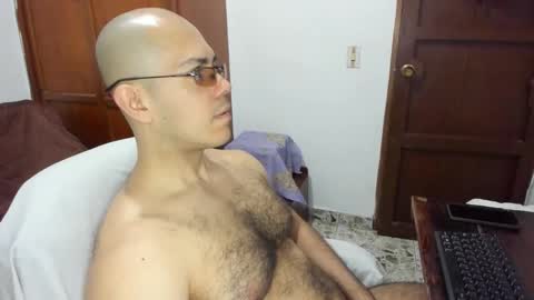 Snapshot of saintedy01 chatting on 09-12-25, 12:05 saintedy01 online show from 09-12-25, 12:05