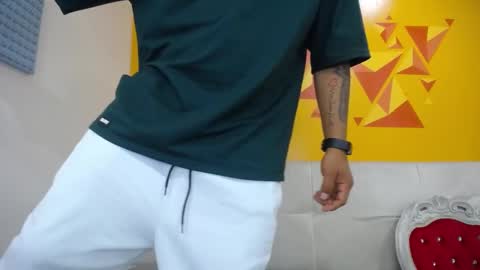 Snapshot of saipadpuer30 chatting on 01-31-25, 03:30 Saipadpuer30 online show from 01-31-25, 03:30