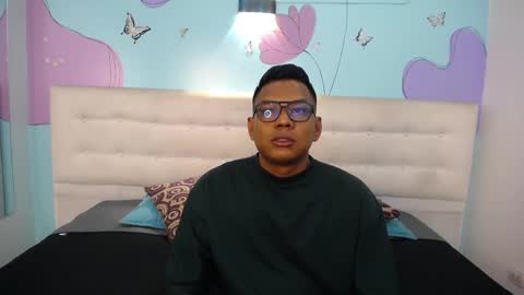 Snapshot of saipadpuer30 chatting on 02-02-25, 03:54 Saipadpuer30 online show from 02-02-25, 03:54