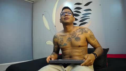 Snapshot of saipadpuer30 chatting on 02-08-25, 07:15 Saipadpuer30 online show from 02-08-25, 07:15