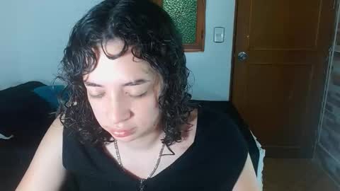 crisma online show from 09-17-25, 03:52