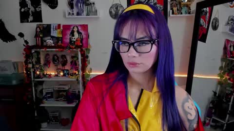    online show from 11-04-25, 08:46