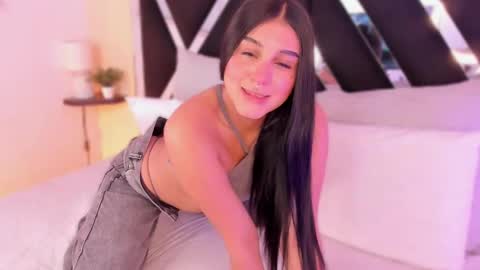 Snapshot of salem_sp chatting on 10-16-25, 11:44 Salem online show from 10-16-25, 11:44