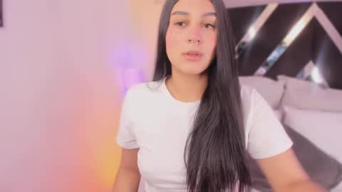 Snapshot of salem_sp chatting on 10-28-25, 11:36 Salem online show from 10-28-25, 11:36