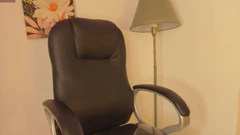 Snapshot of salem_sp chatting on 02-16-26, 07:21 Salem online show from 02-16-26, 07:21