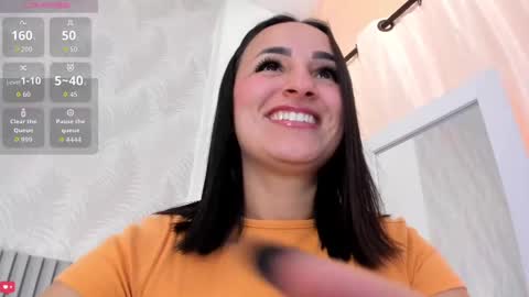 Silvia online show from 10-15-25, 12:27