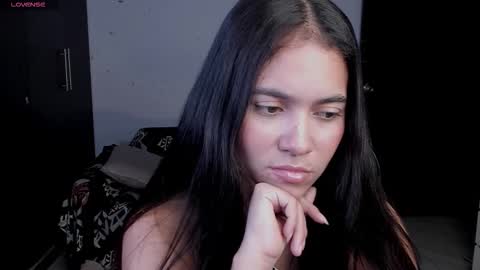 Snapshot of sallye__ chatting on 11-08-25, 03:18 Sallye online show from 11-08-25, 03:18