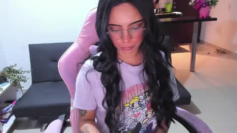 Snapshot of sallymaddoxx chatting on 12-07-24, 05:37 sallymaddoxx online show from 12-07-24, 05:37